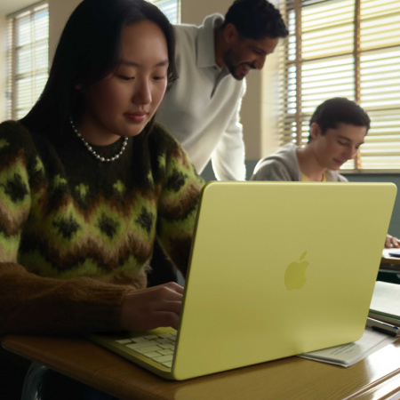 Apple MacBook Neo 13" (A18 Pro, 6C СPU/5С GPU, 2026), 8 ГБ, 256 ГБ SSD
